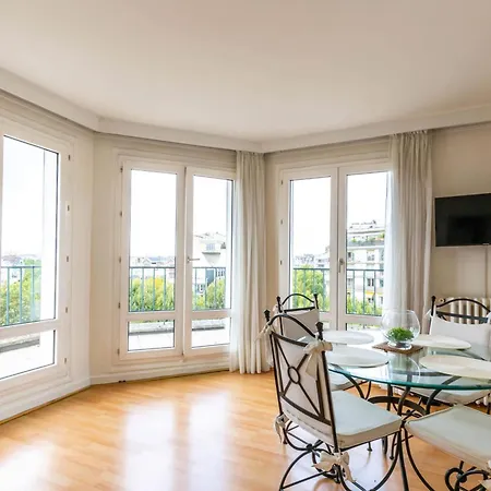 Amiral View - Great 1 Bedroom In Apartman *