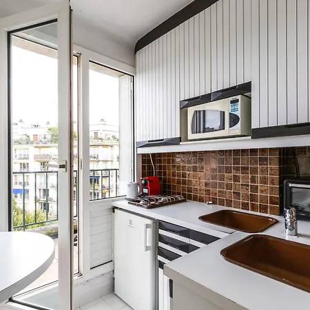 Amiral View - Great 1 Bedroom In Párizs